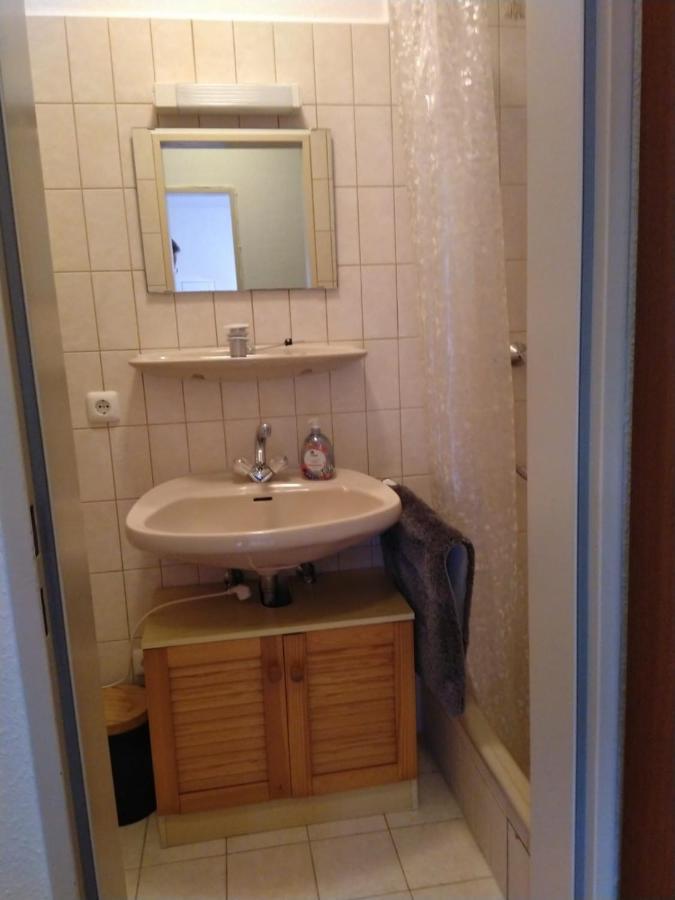 Kleine Ferienwohnung, Einzimmeraparment In Altenkirchen Almersbach المظهر الخارجي الصورة